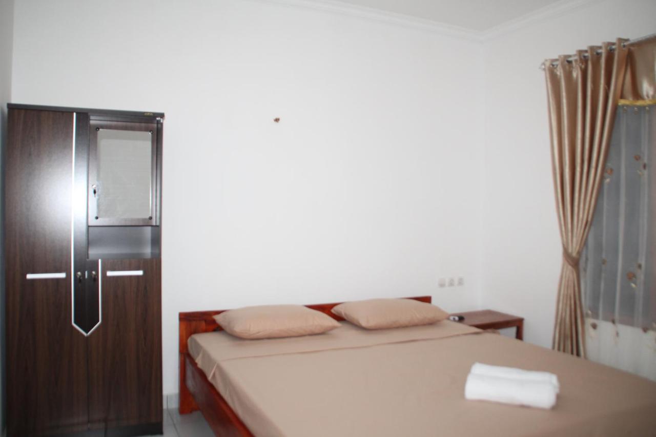 Chemel Homestay Kuta  Exteriör bild