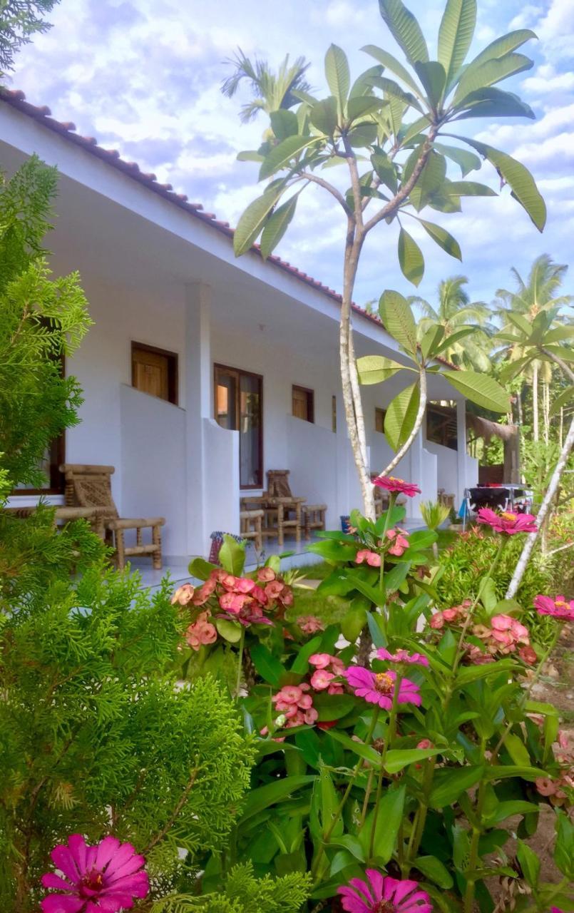 Chemel Homestay Kuta  Exteriör bild